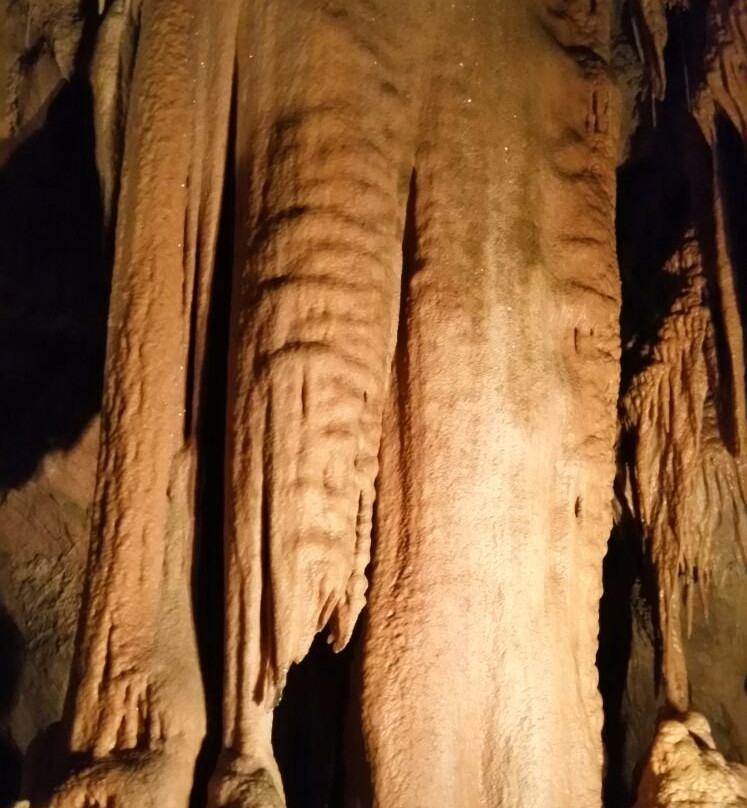 Grottes de Médous-Aste必去景点