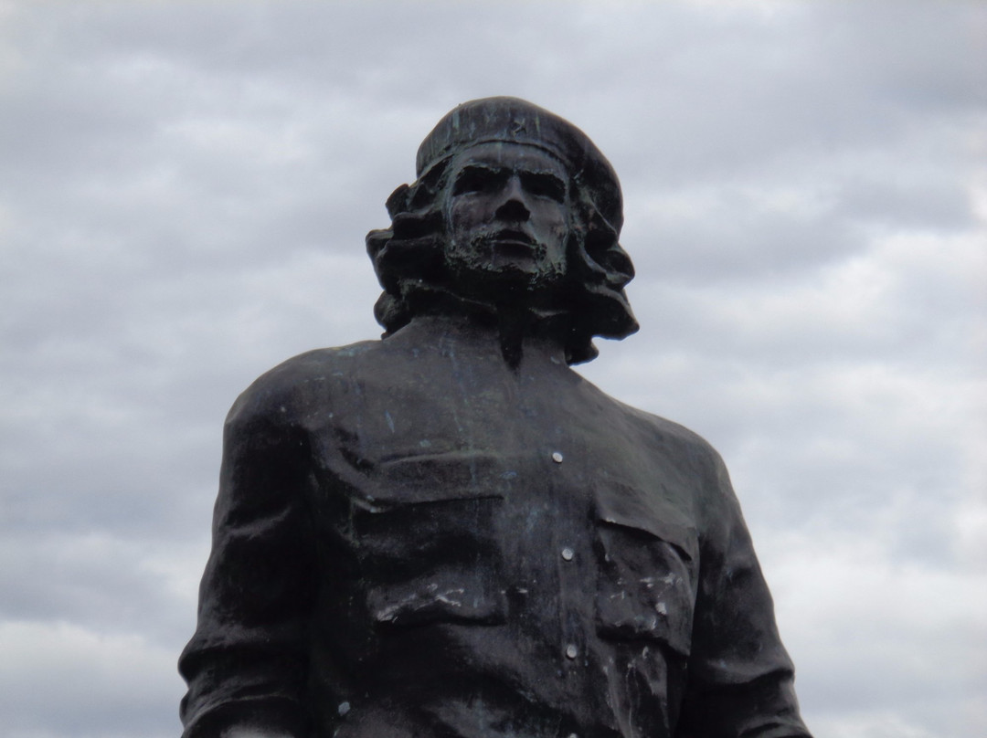 Parque Yrigoyen y Plaza Che Guevara-罗莎里奥必去景点