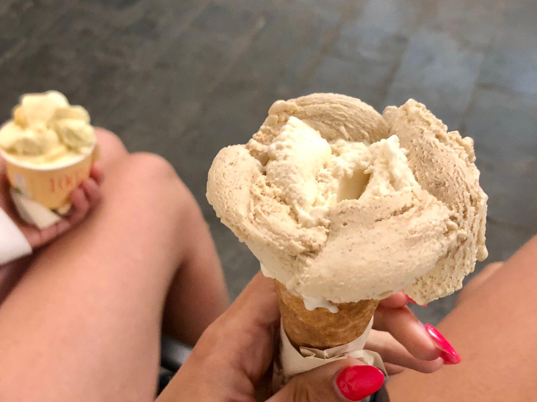 100% Naturale Gelateria Artigianale