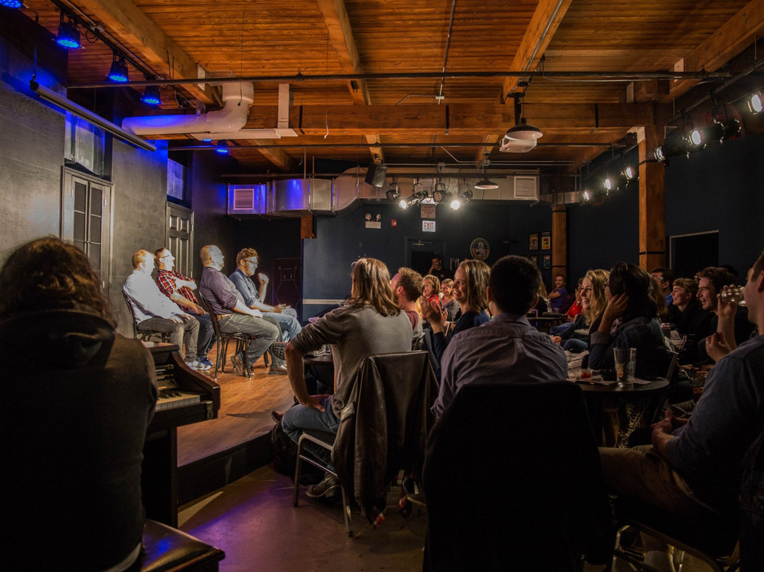 The iO Theater-芝加哥必去景点