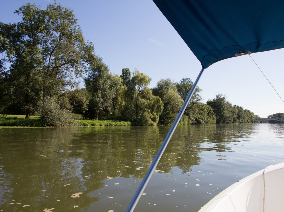 Location de bateaux La Truchère
