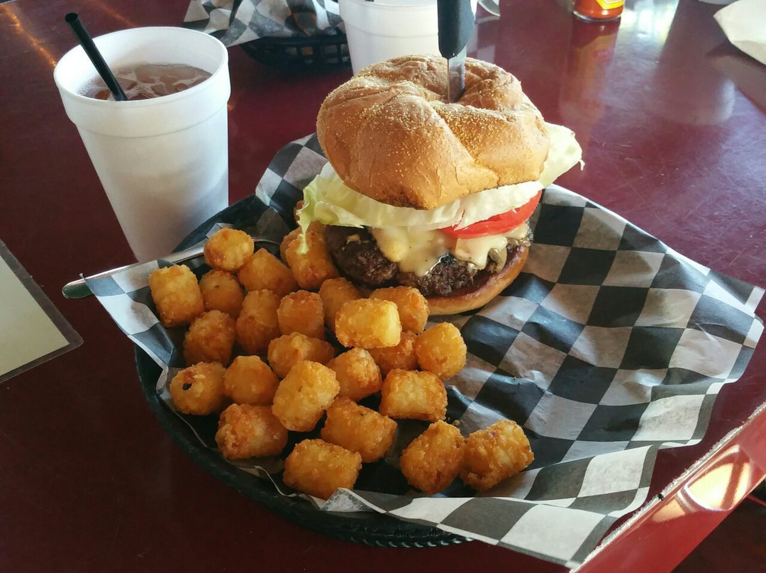 Willy's Burger and Booze