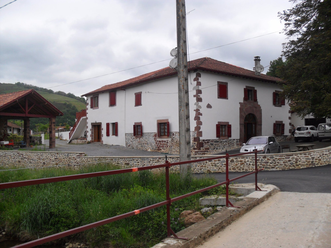 Maison Zubiatia主图