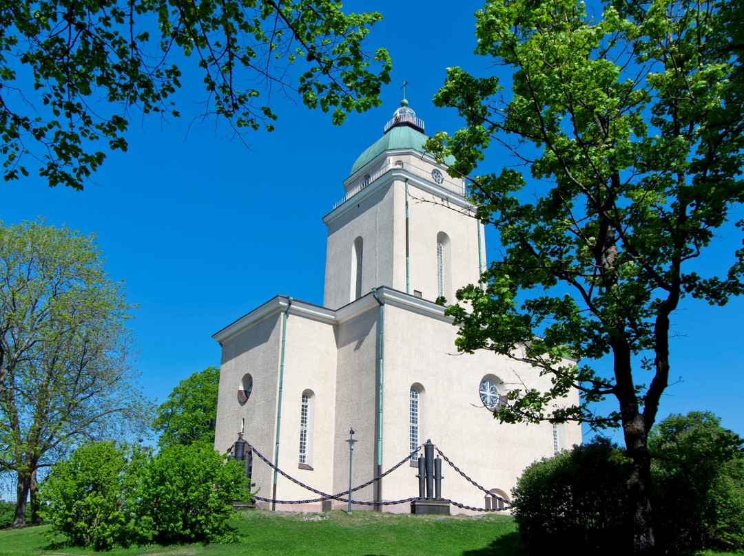 Suomenlinna Church (Suomenlinnan kirkko)景点图片