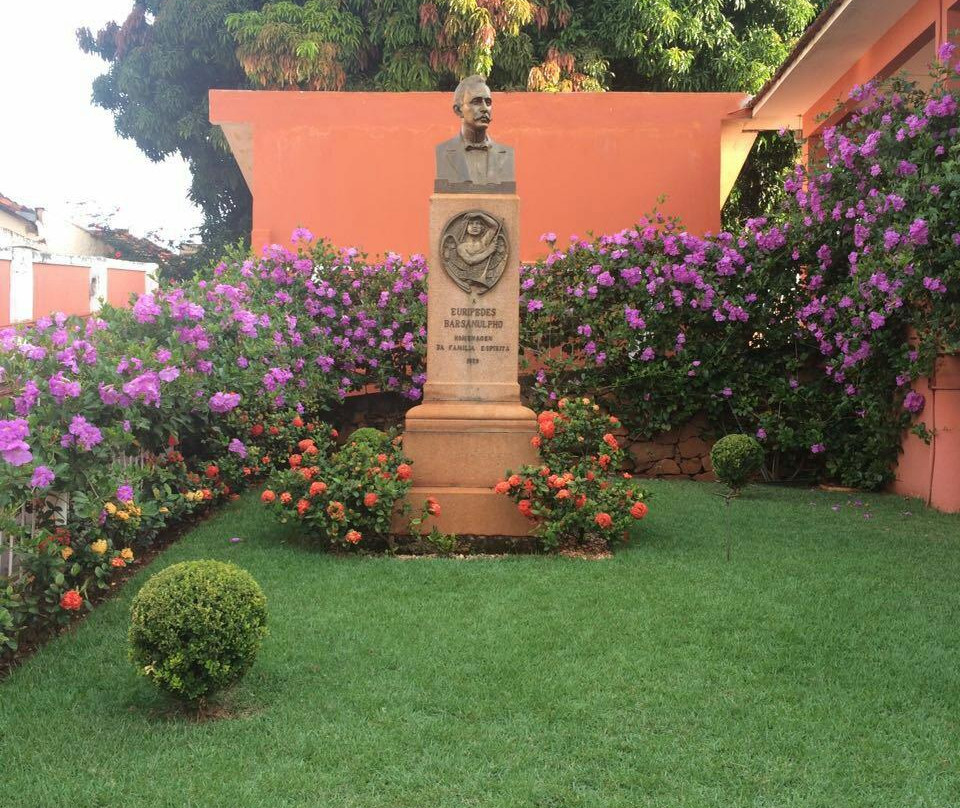 Colégio Allan Kardec-Sacramento必去景点