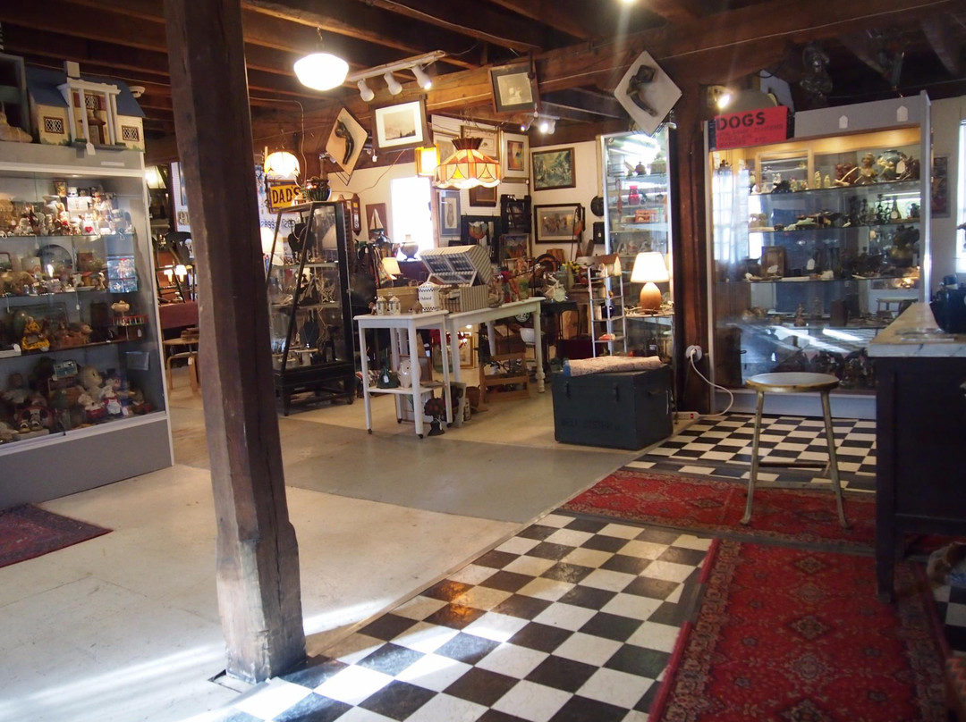 Lafayette Mill Antiques Center-Lafayette必去景点