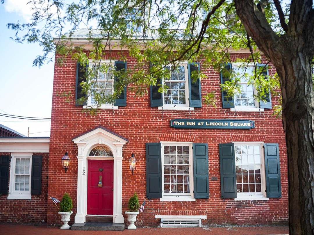 Inn at Lincoln Square
