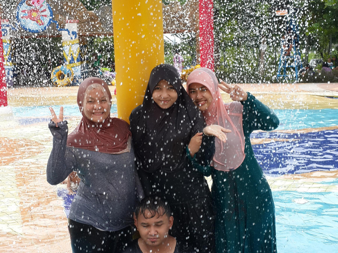 Amanzi Waterpark-巨港必去景点