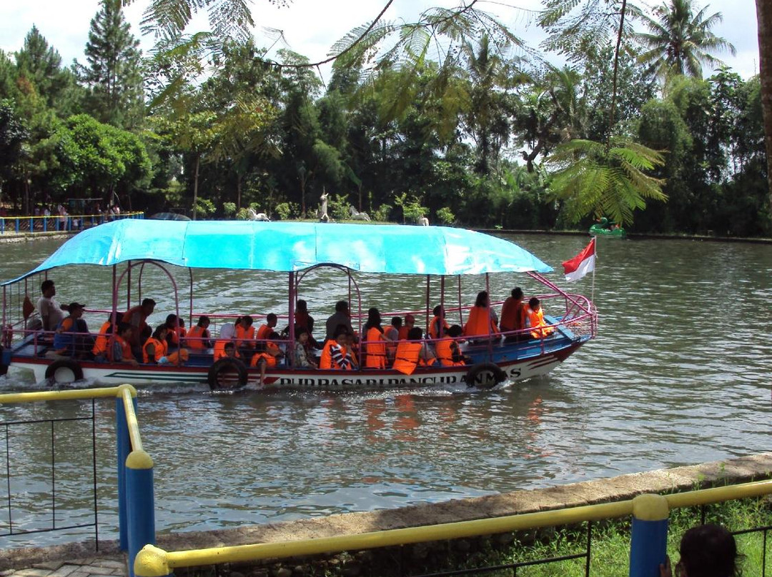 Taman Wisata Pendidikan Purbasari Pancuran Mas-普禾加多必去景点
