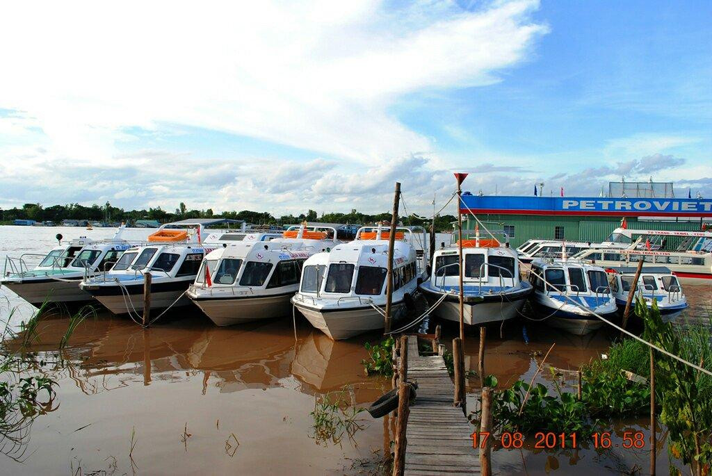 Lan Anh Express Boats-金边必去景点