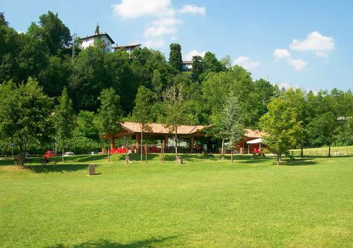 Parco Via Res景点图片