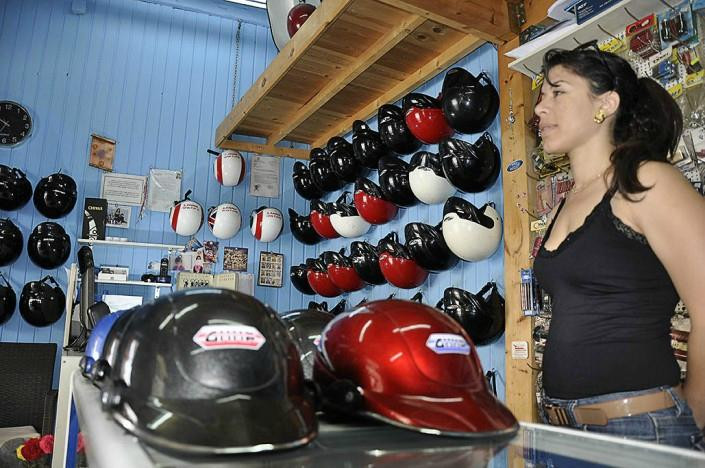 Jimmys Moto Rentals-Gialos必去景点