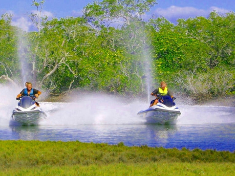 喷气滑艇游览-梅因海滩必去景点