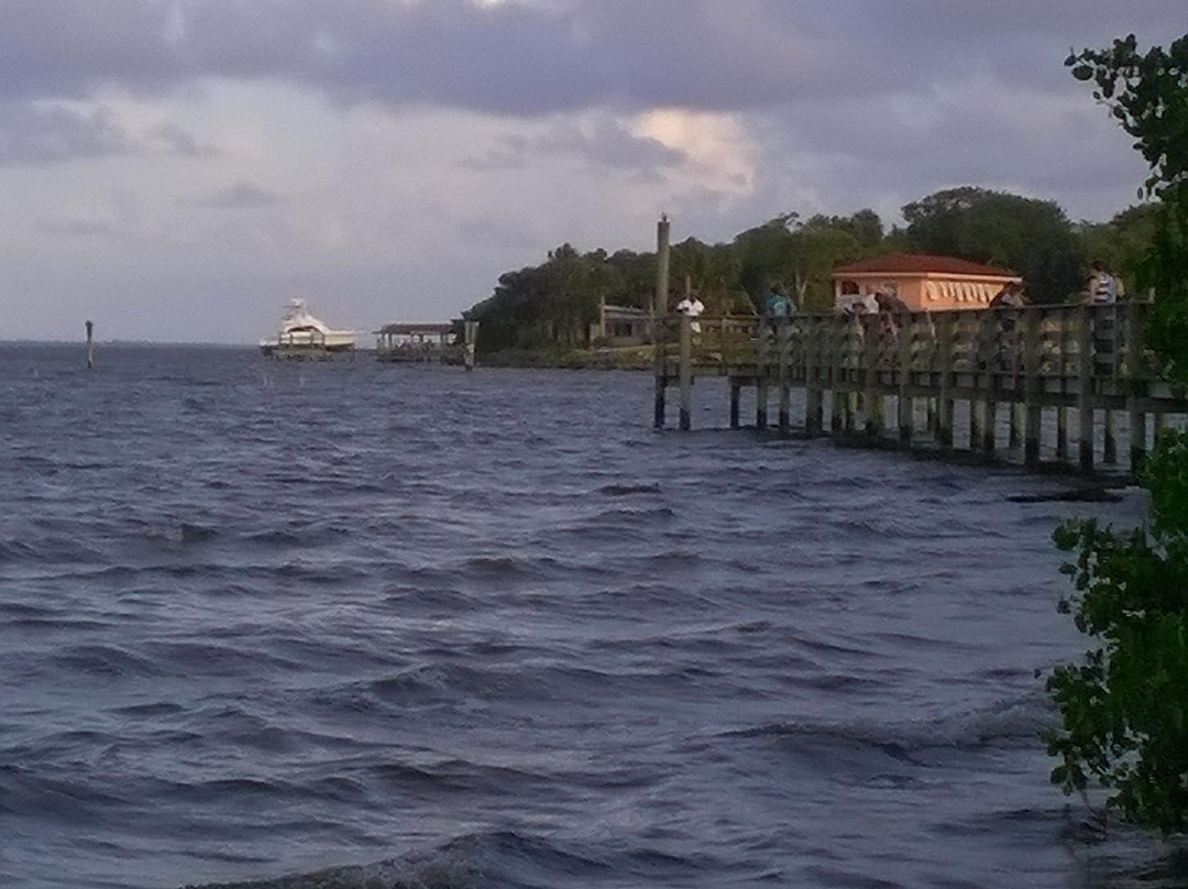 Castaways Point Park景点图片