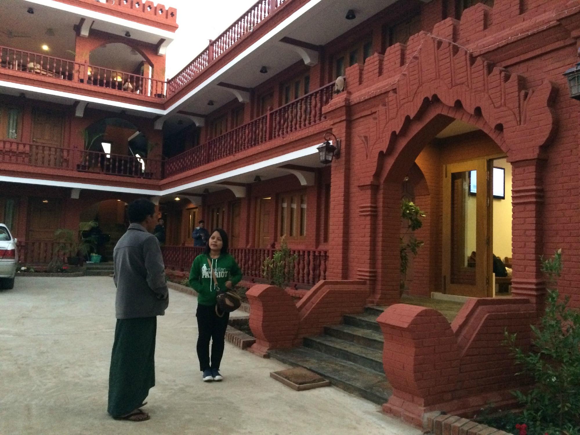 Ngwe Sal Guest House-浴室