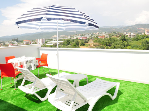 Terrace Residences主图