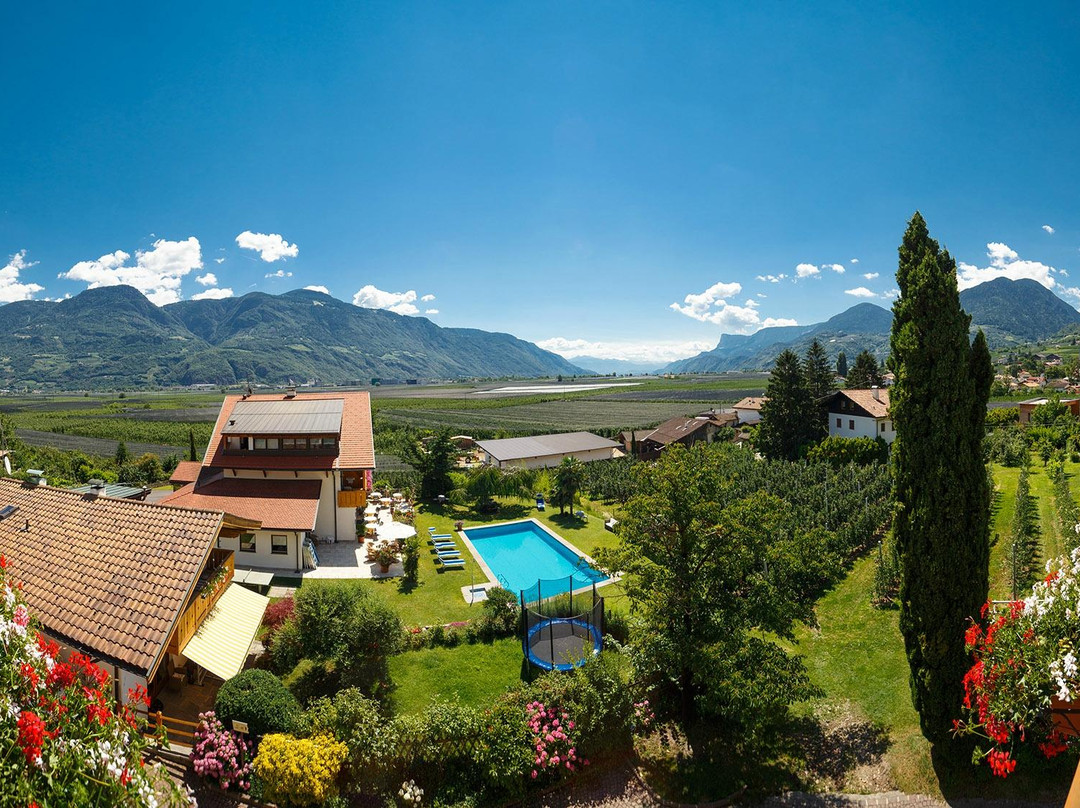 Sinigo酒店住宿-Johanneshof Hotel & Residence