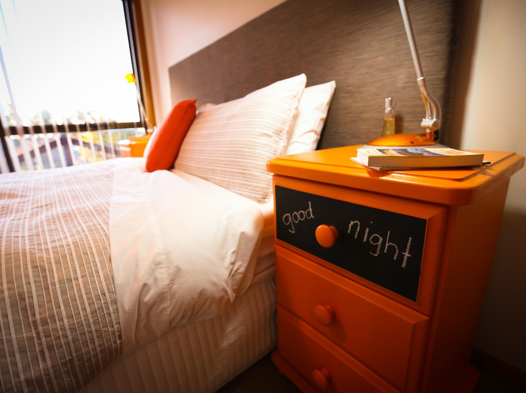 Bed and Breakfast @21主图