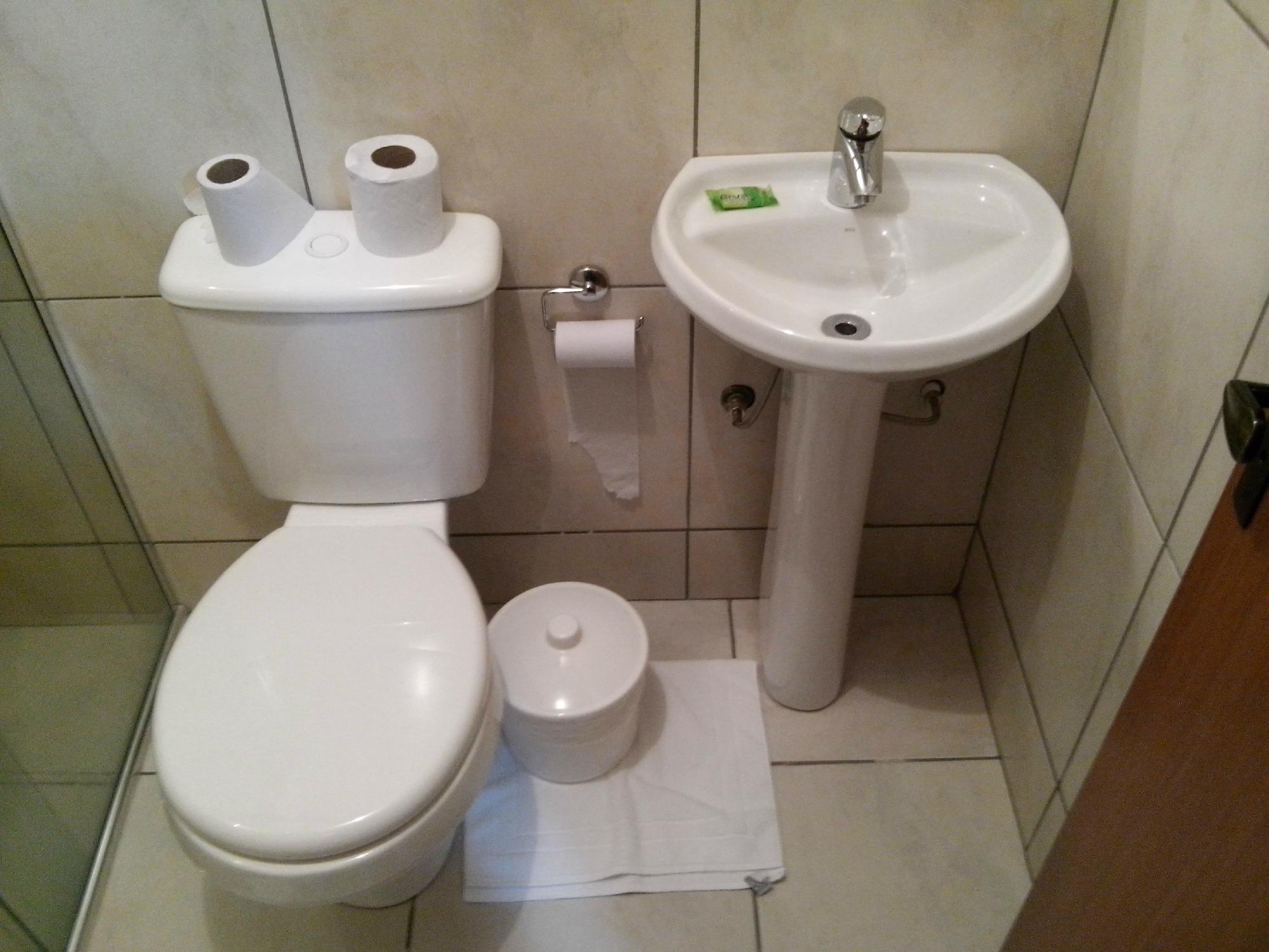 Wallér Hotel & Eventos Inn Lajeado-浴室