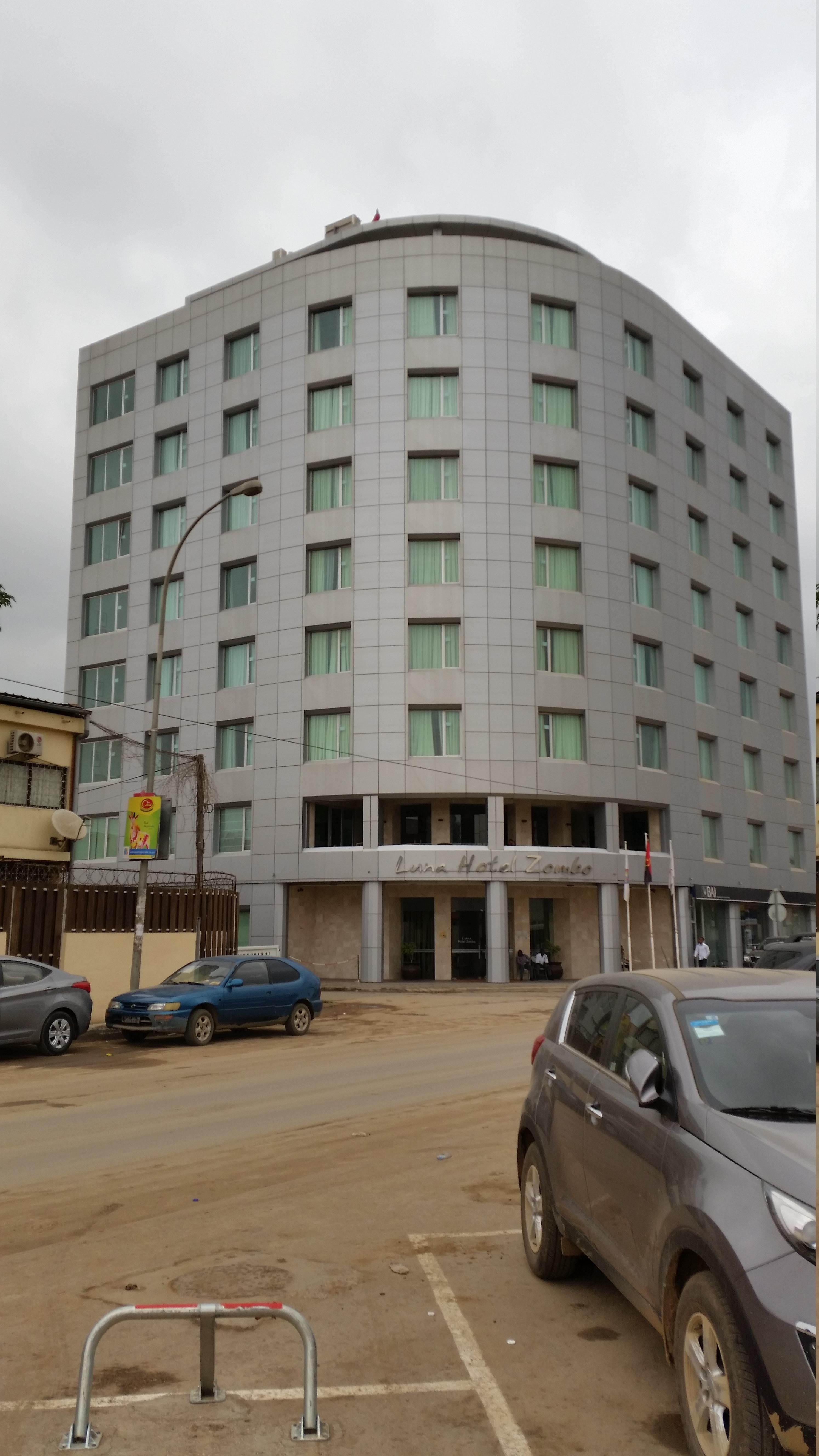 Luna Hotel Zombo-客卧