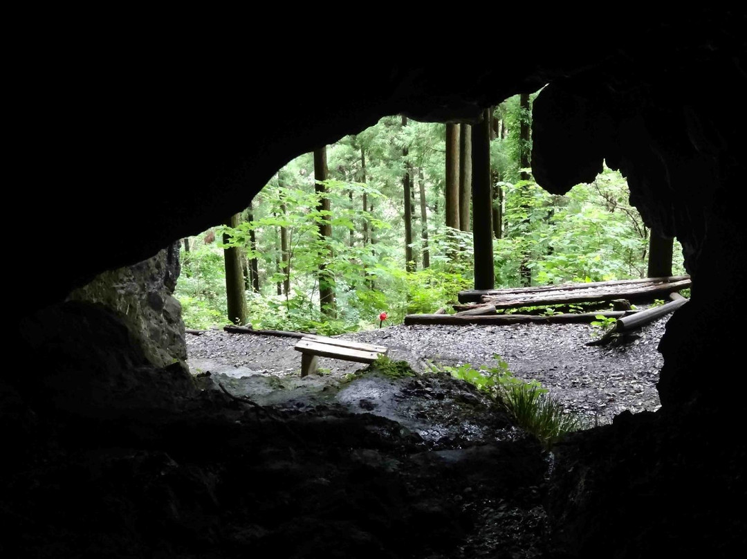 Osuzawa Limestone Cavern-饭能市必去景点