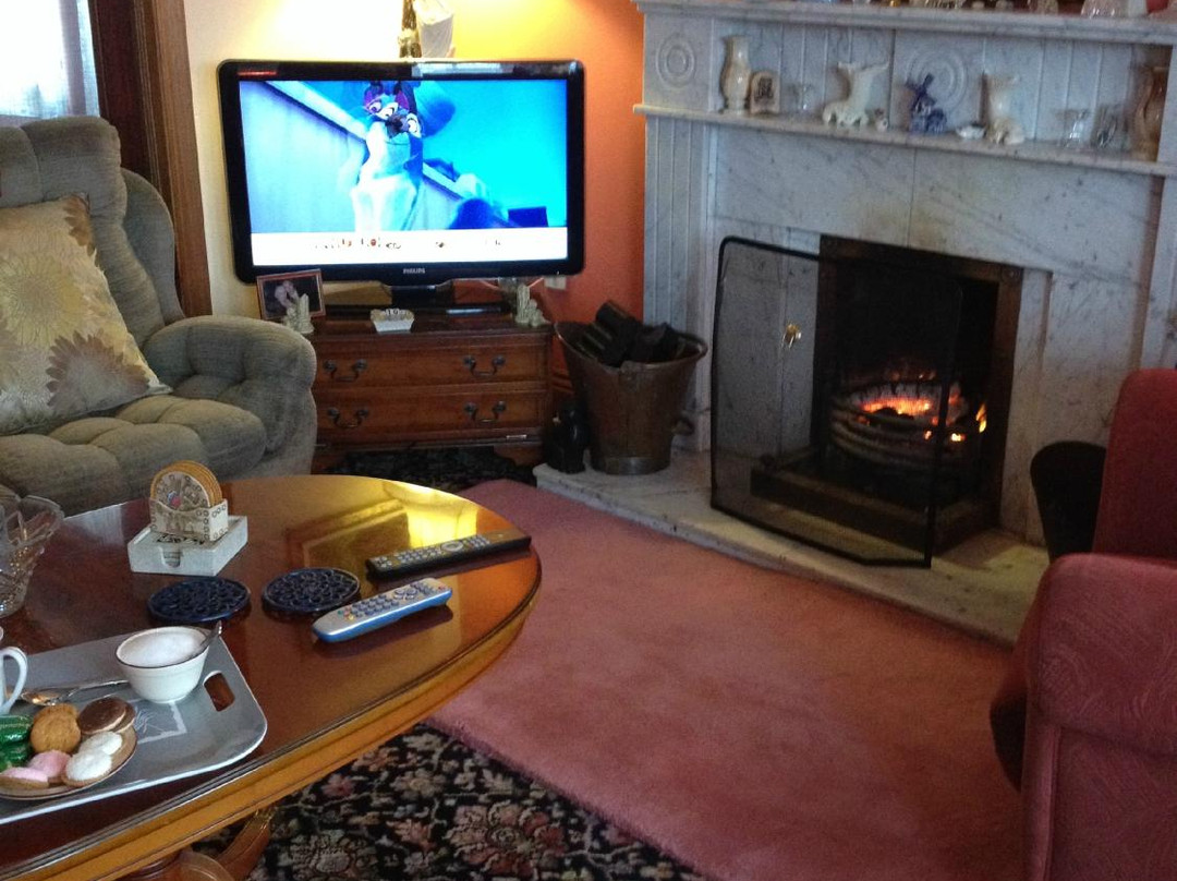 Caherleigh House主图