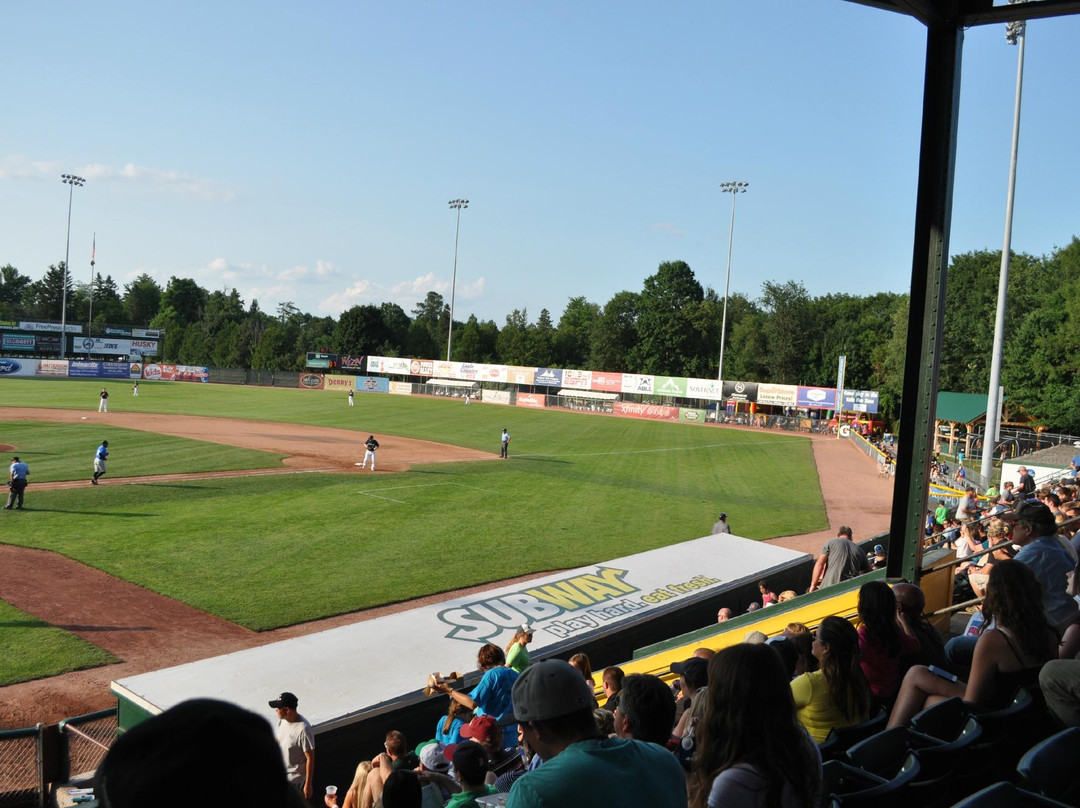 Centennial Field-伯灵顿必去景点