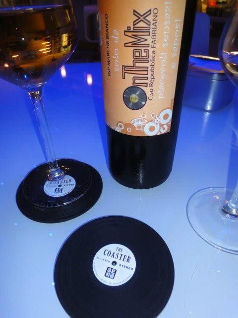 Onthemix Disco Bar - Music Shop-Fabriano必去景点