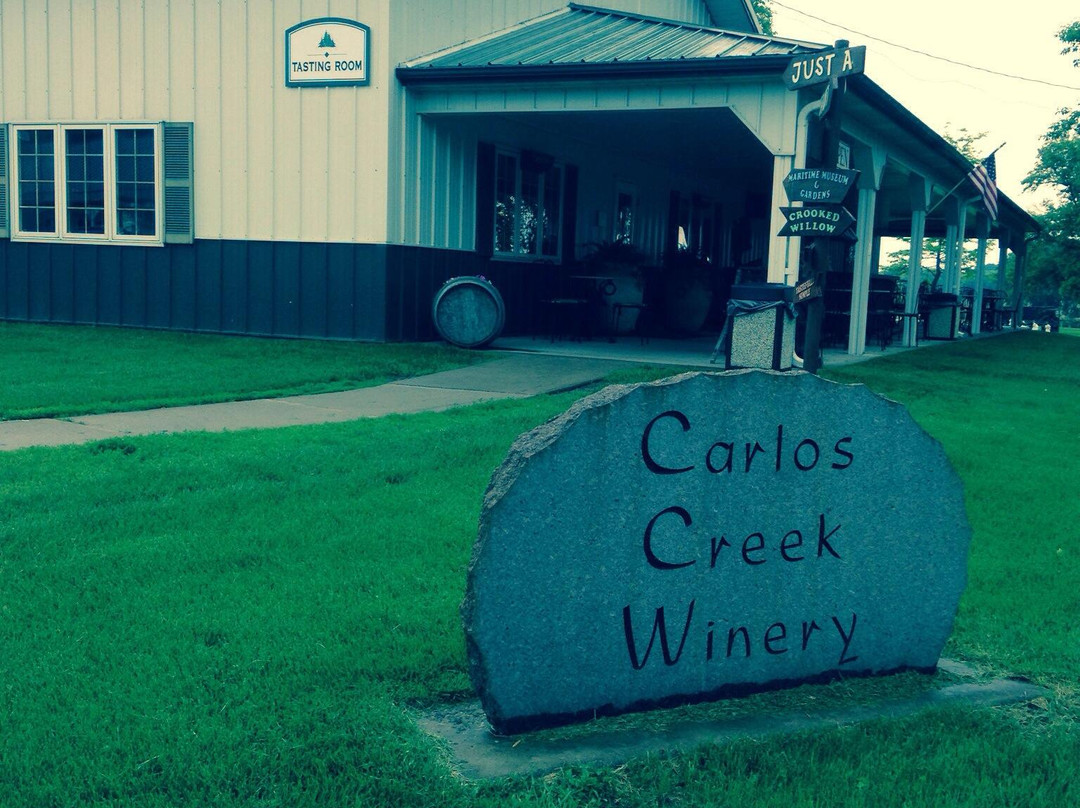 Carlos Creek Winery景点图片
