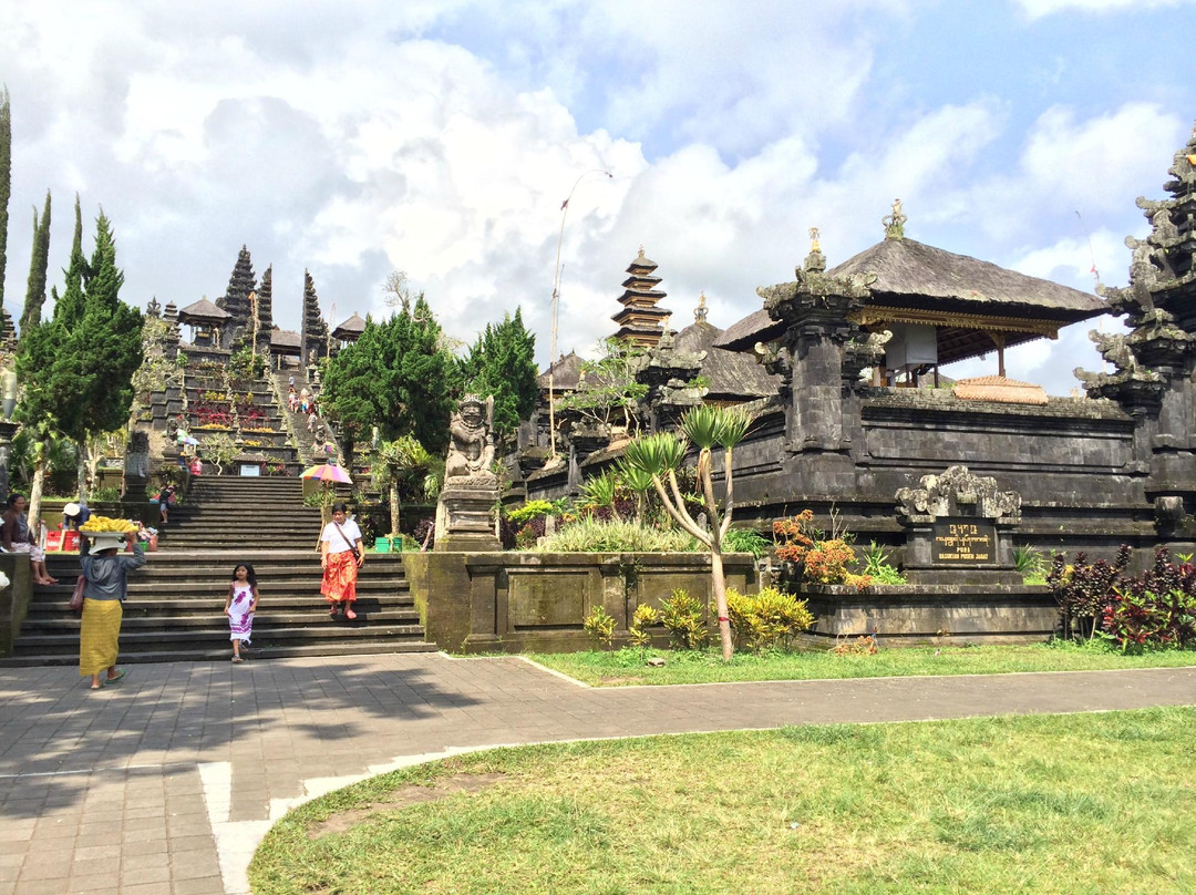 北沙基母庙-卡朗阿森必去景点