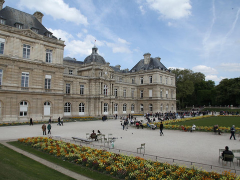 卢森堡宫-巴黎必去景点