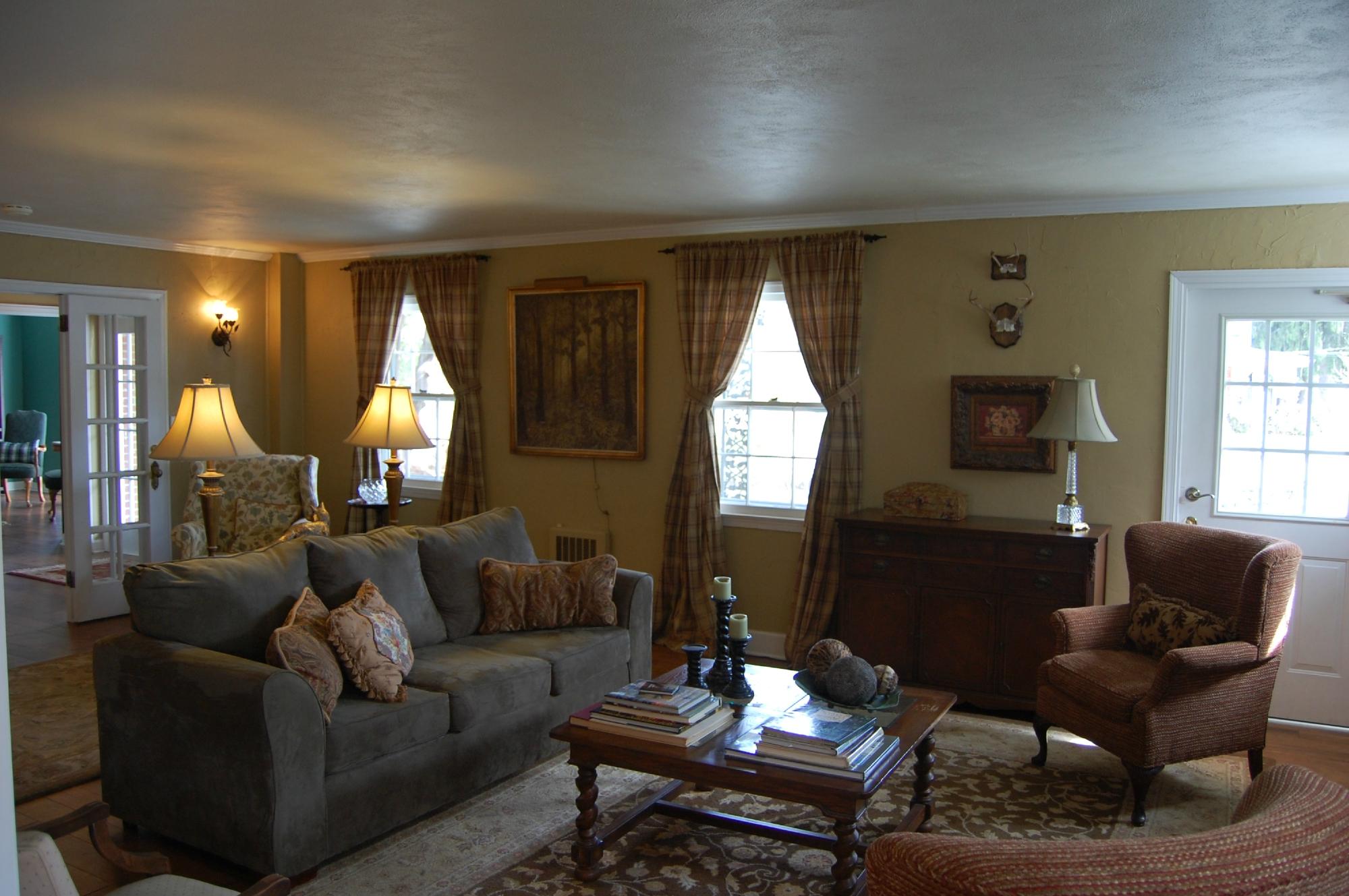 Campbell House-官方