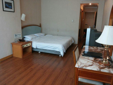 火车站大酒店主图