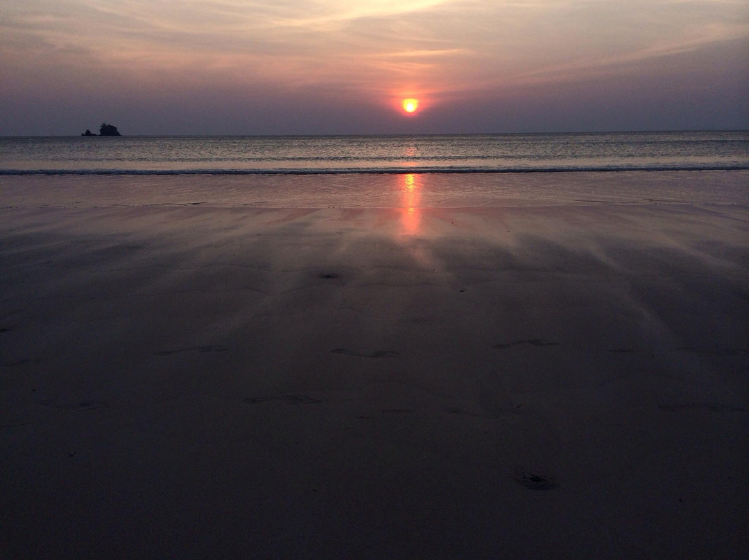 Ao Yai Beach景点图片