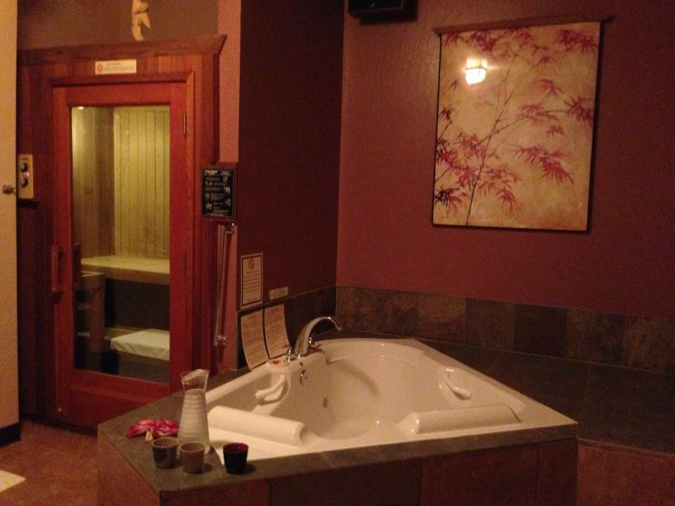 Bamboo Garden Spa & Massage Studio景点图片