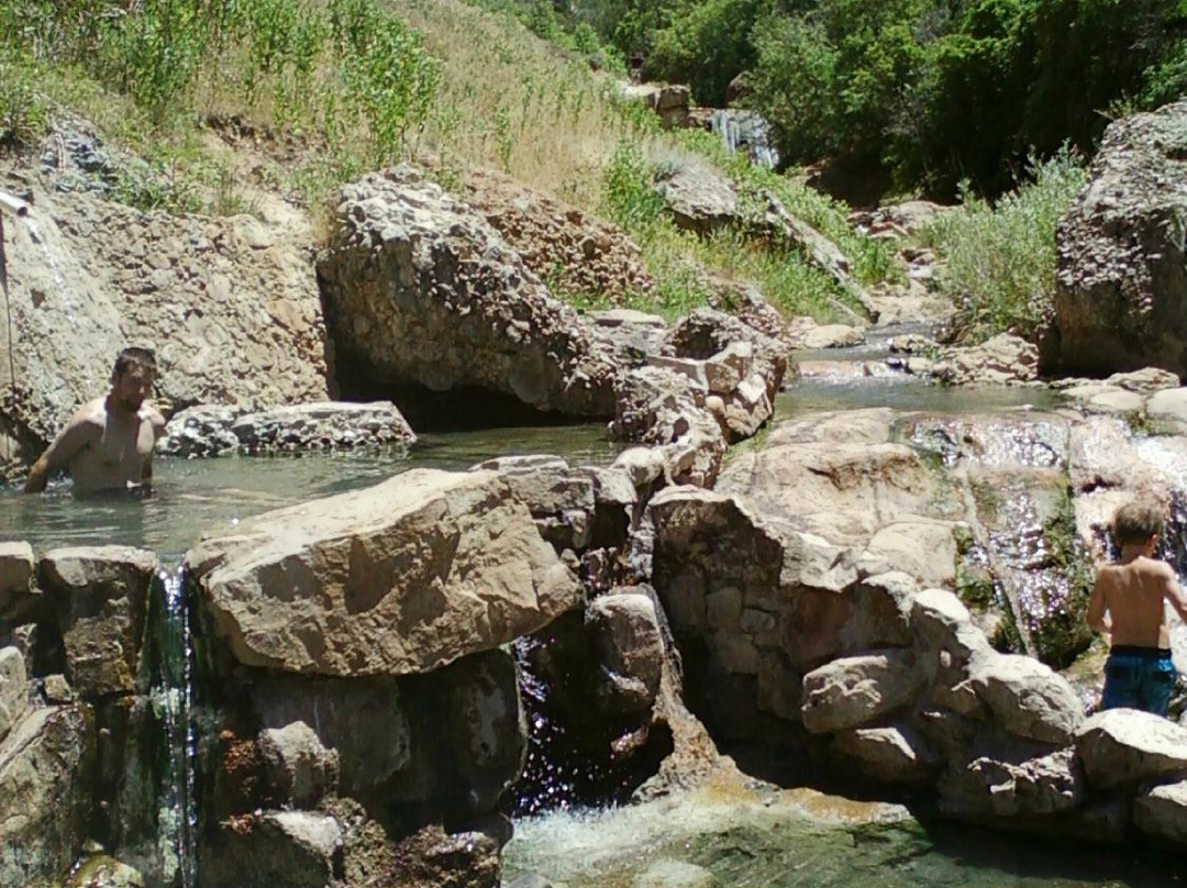 Fifth Water Hot Springs-Springville必去景点