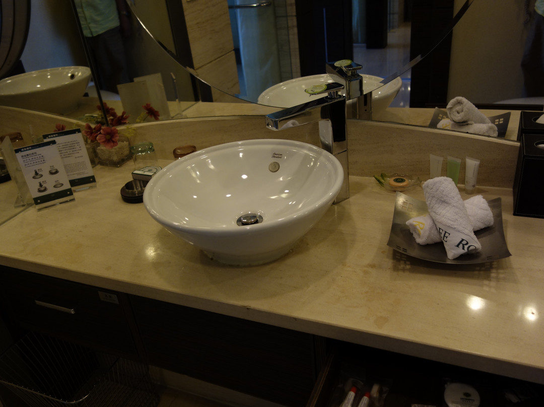 钼都利豪国际饭店主图