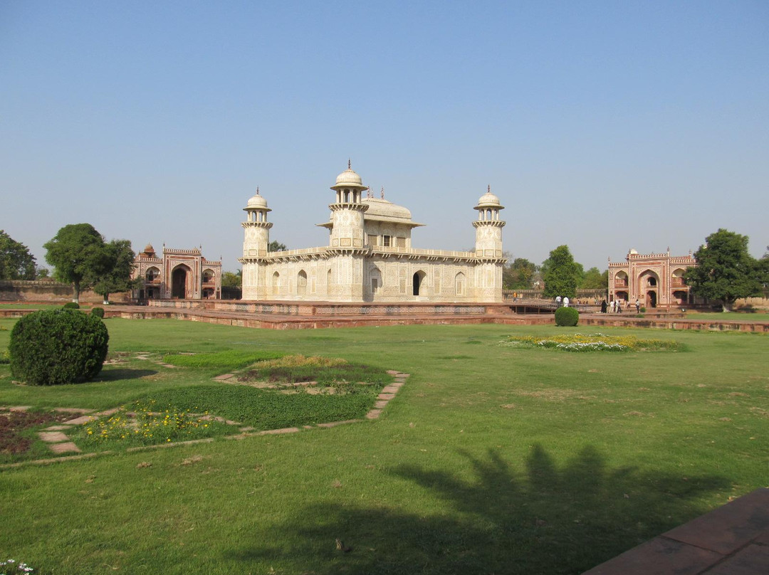 Itmad-ud-Daula-阿格拉必去景点