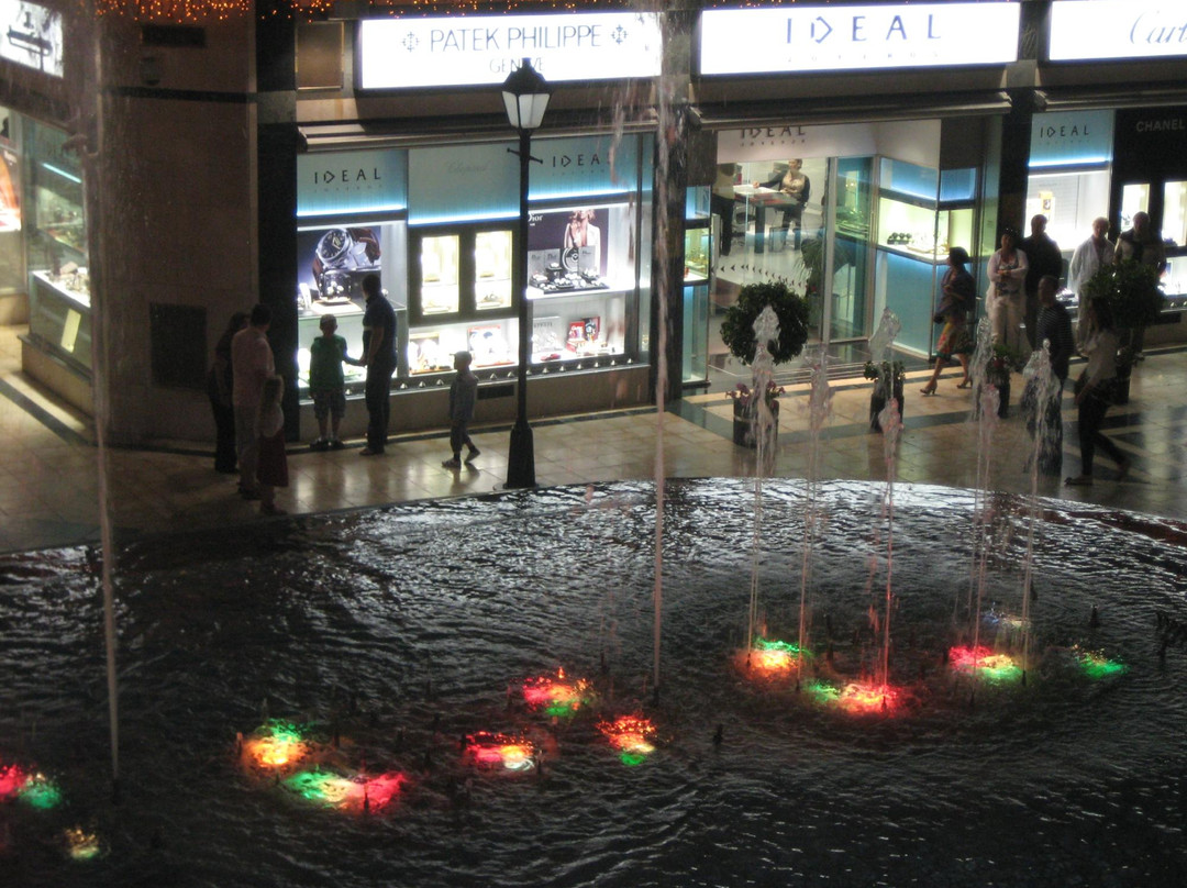 Fountain Las Americas-美洲海滩必去景点