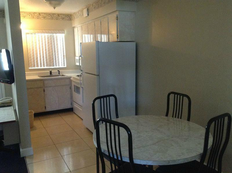 Belleair Village Motel主图