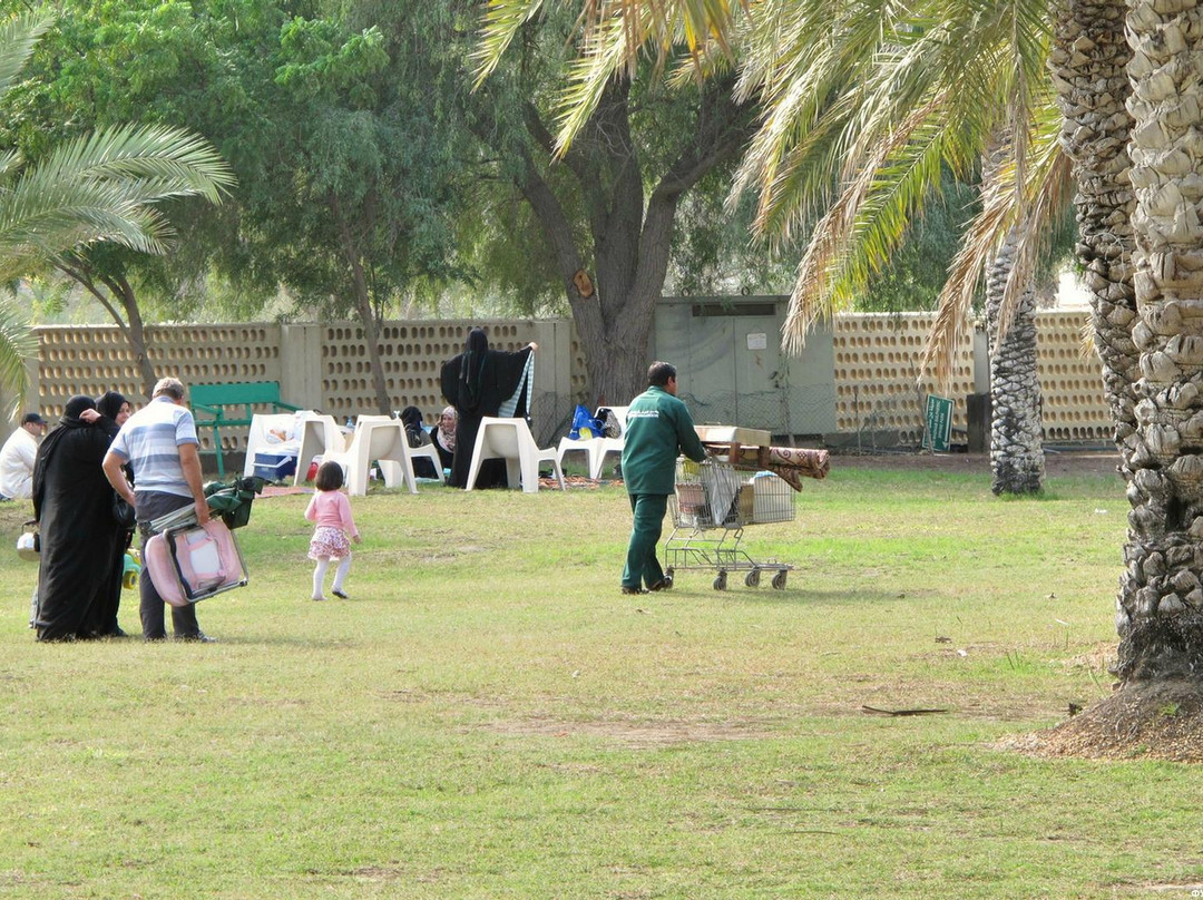 Madhab Sulpheric Spring Park-富查伊拉必去景点