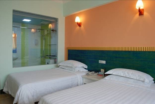 美京海景大酒店主图