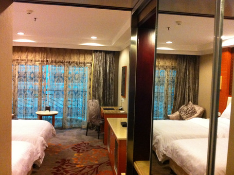 长沙国金中心万代大酒店主图