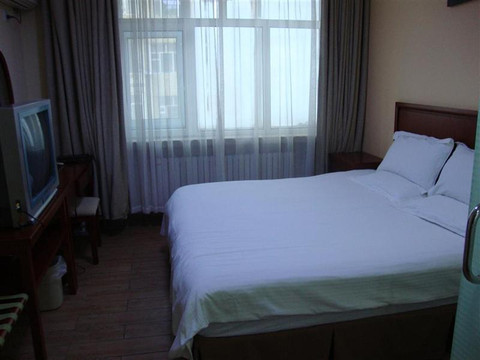 格林豪泰哈尔滨火车站快捷酒店主图