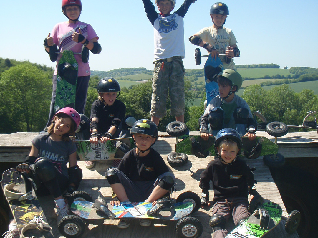 Haredown Mountain Boarding Centre景点图片