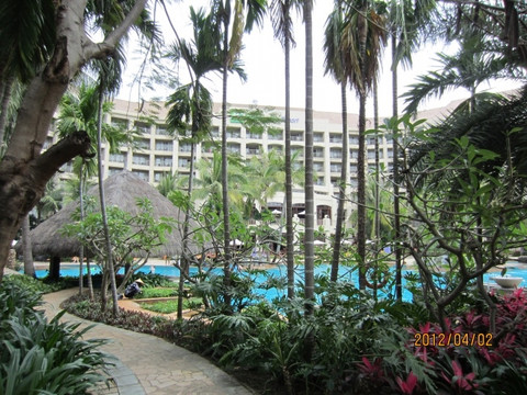 三亚湾假日度假酒店主图