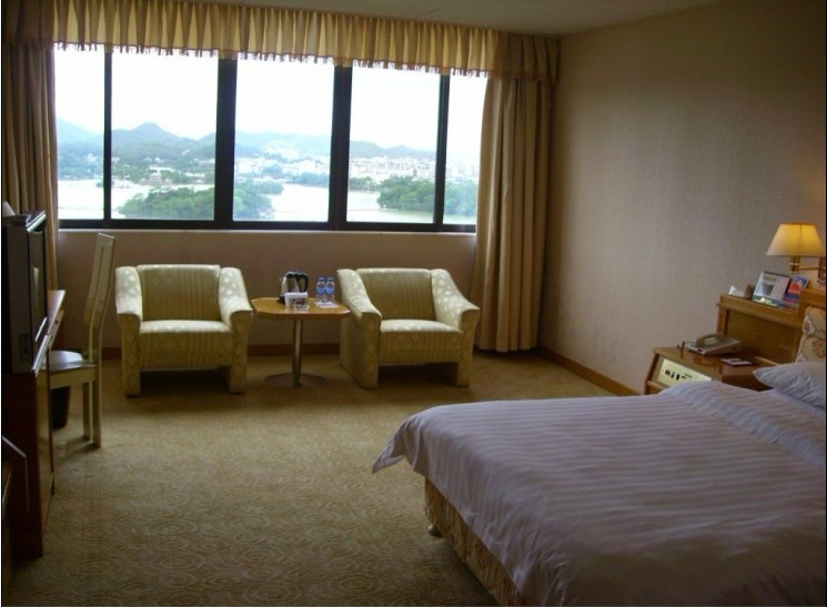 西湖大酒店主图