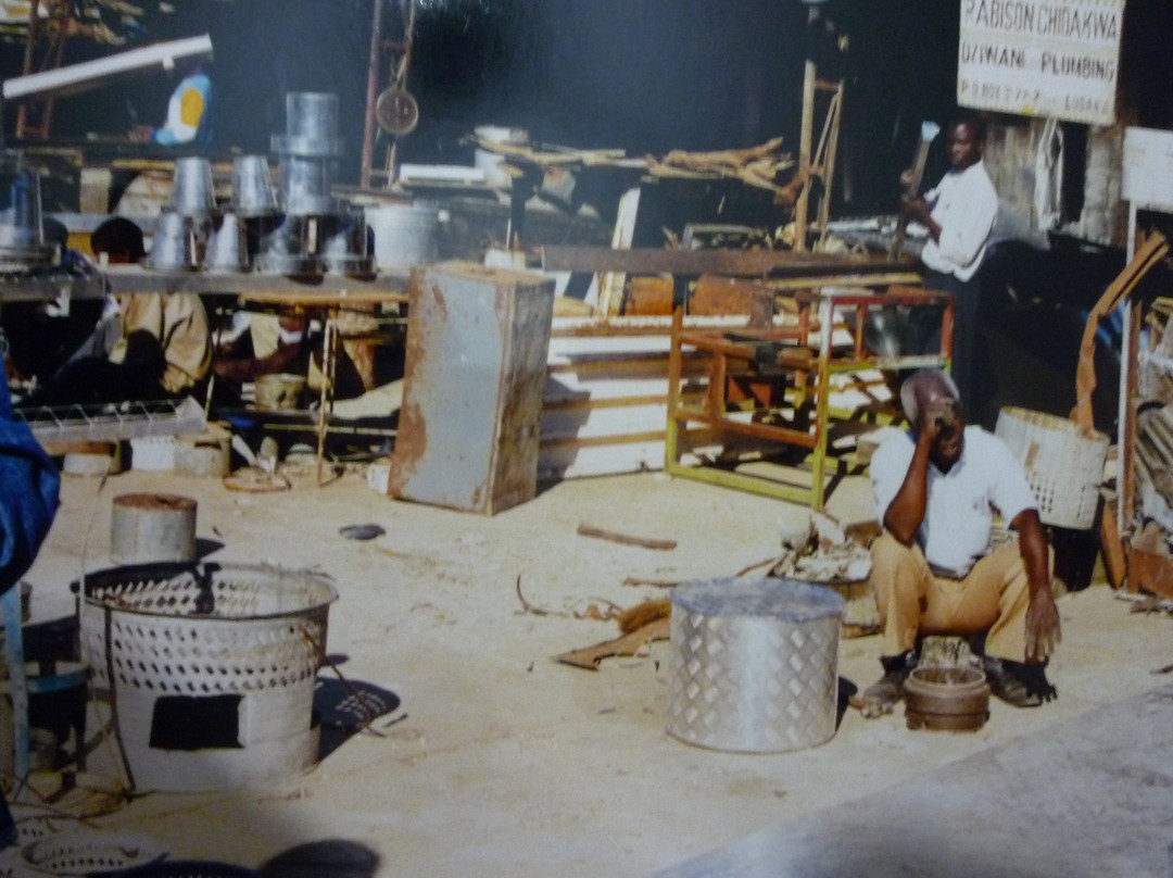 Pakati Sunday Market-卢萨卡必去景点