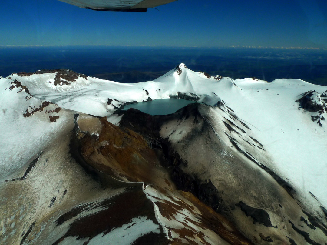 Mountain Air Scenic Flights Day Tour景点图片