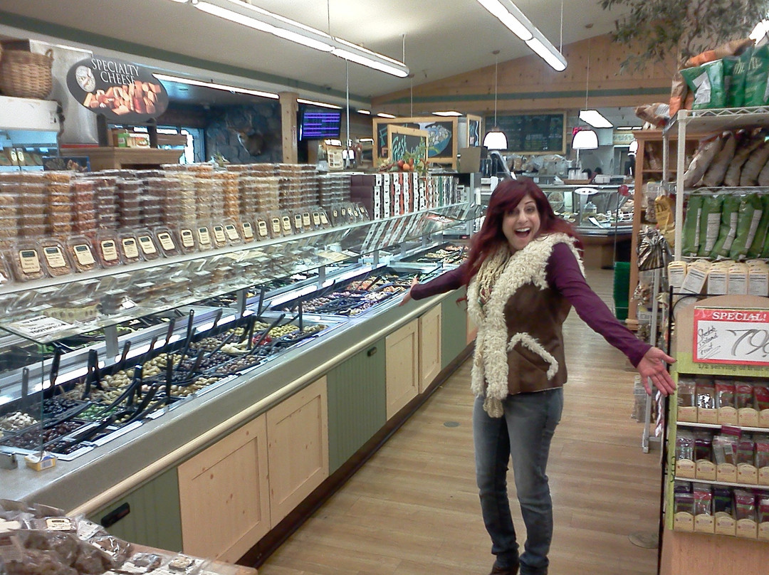 Glen Ellen Village Market景点图片